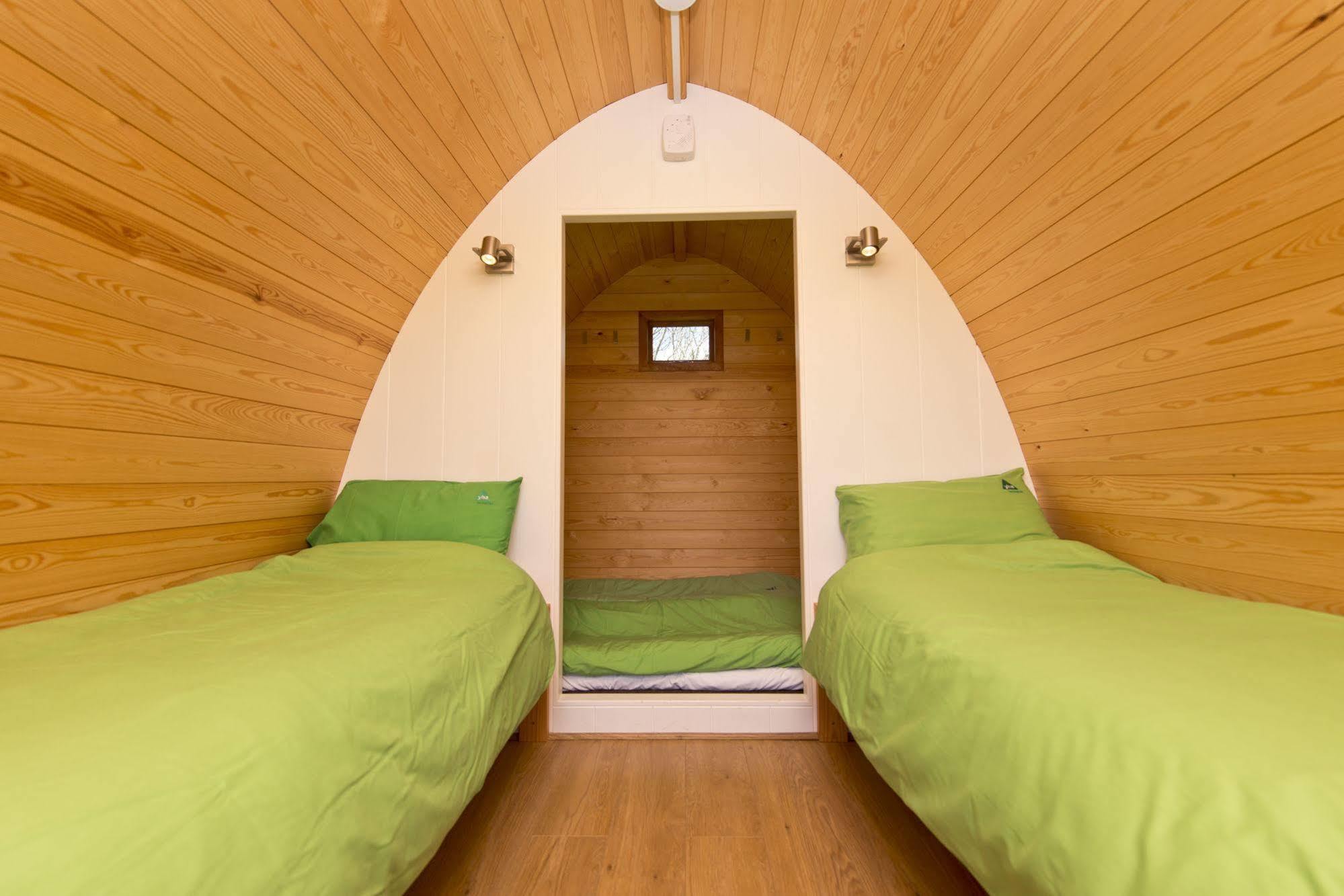 วายเอชเอ แมเนอร์เบียร์ Hostel เท็นบี ภายนอก รูปภาพ